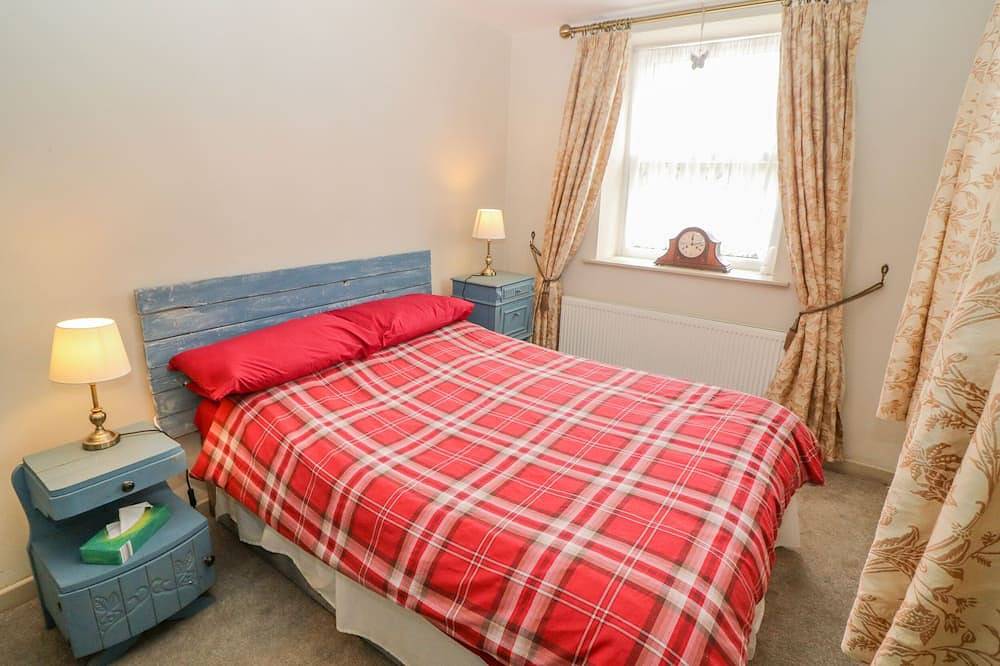 Shandrum Brook, pet friendly, country holiday cottage in Charleville in Fermoy, County Cork