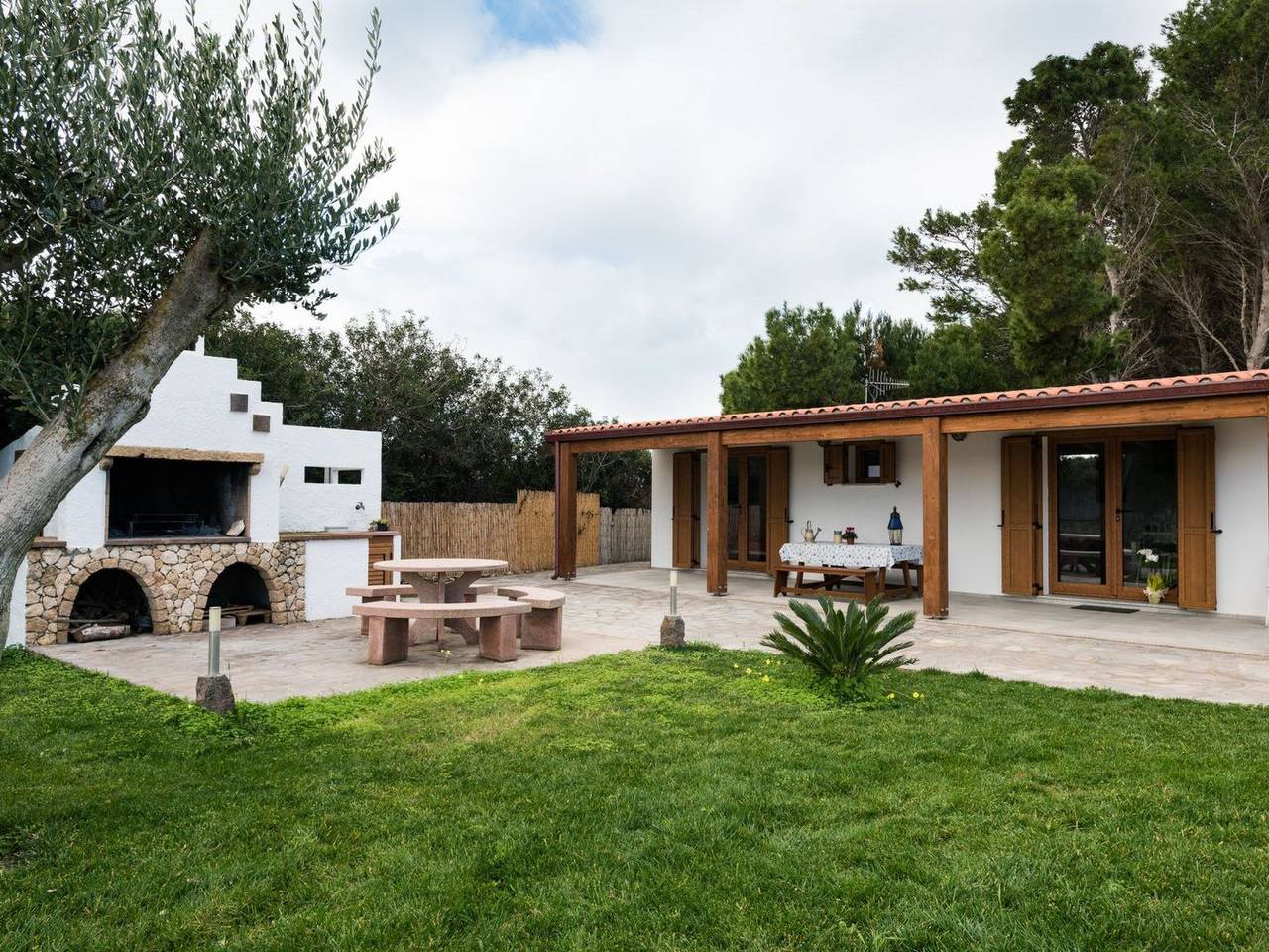 Haus in Calasetta mit Grill und Garten in Calasetta, Sant'Antioco