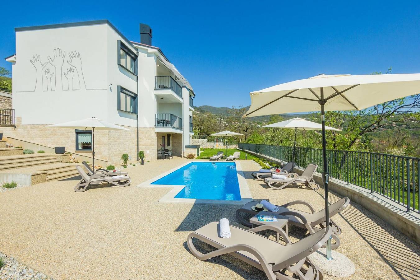 Entire vacation apartment, Ferienwohnung mit Balkon für sechs Personen in Ika, Primorje-Gorski Kotar