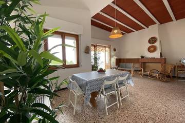 Cottage pour 10 personnes, avec jardin et balcon dans Portu Maga