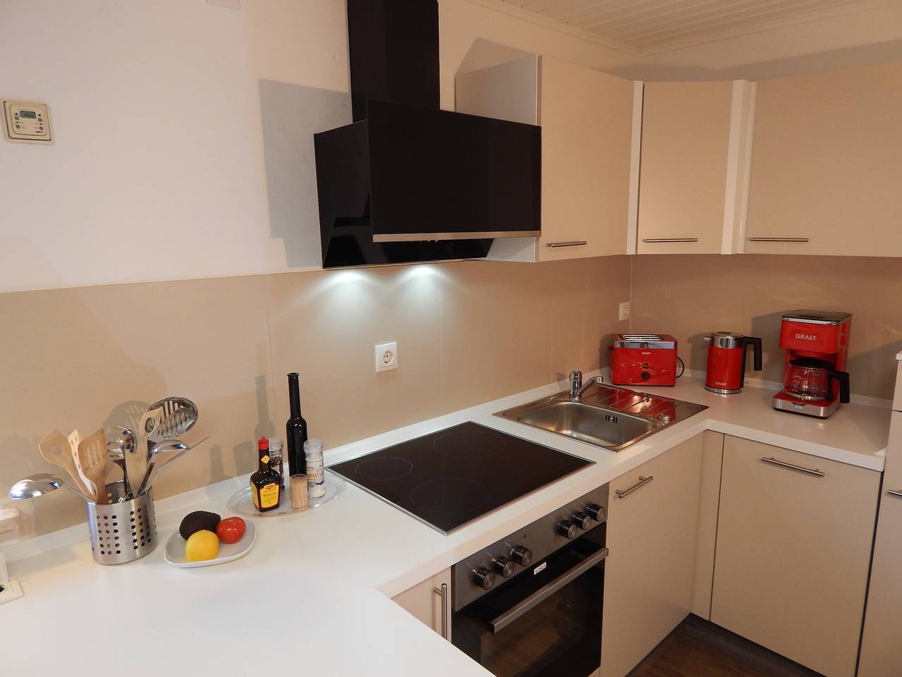 Ganzes Studio, Einzimmerapartment 'Ferienhaus Rheinblick Wohnung 1' mit Gemeinschaftsterrasse und Wlan in Neuendorf (Koblenz), Koblenz