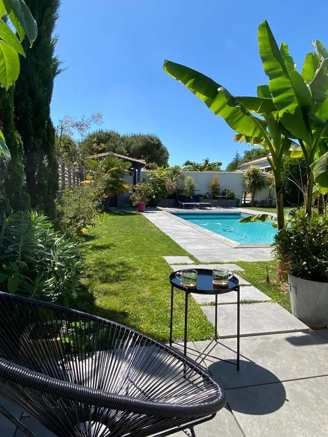 Casa de vacaciones para 4 personas, con jardín y piscina - 1