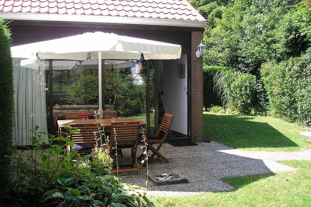 Sehr gemütliches ruhiges Ferienhaus am Grevelinger Meer in Aquadelta, Bruinisse
