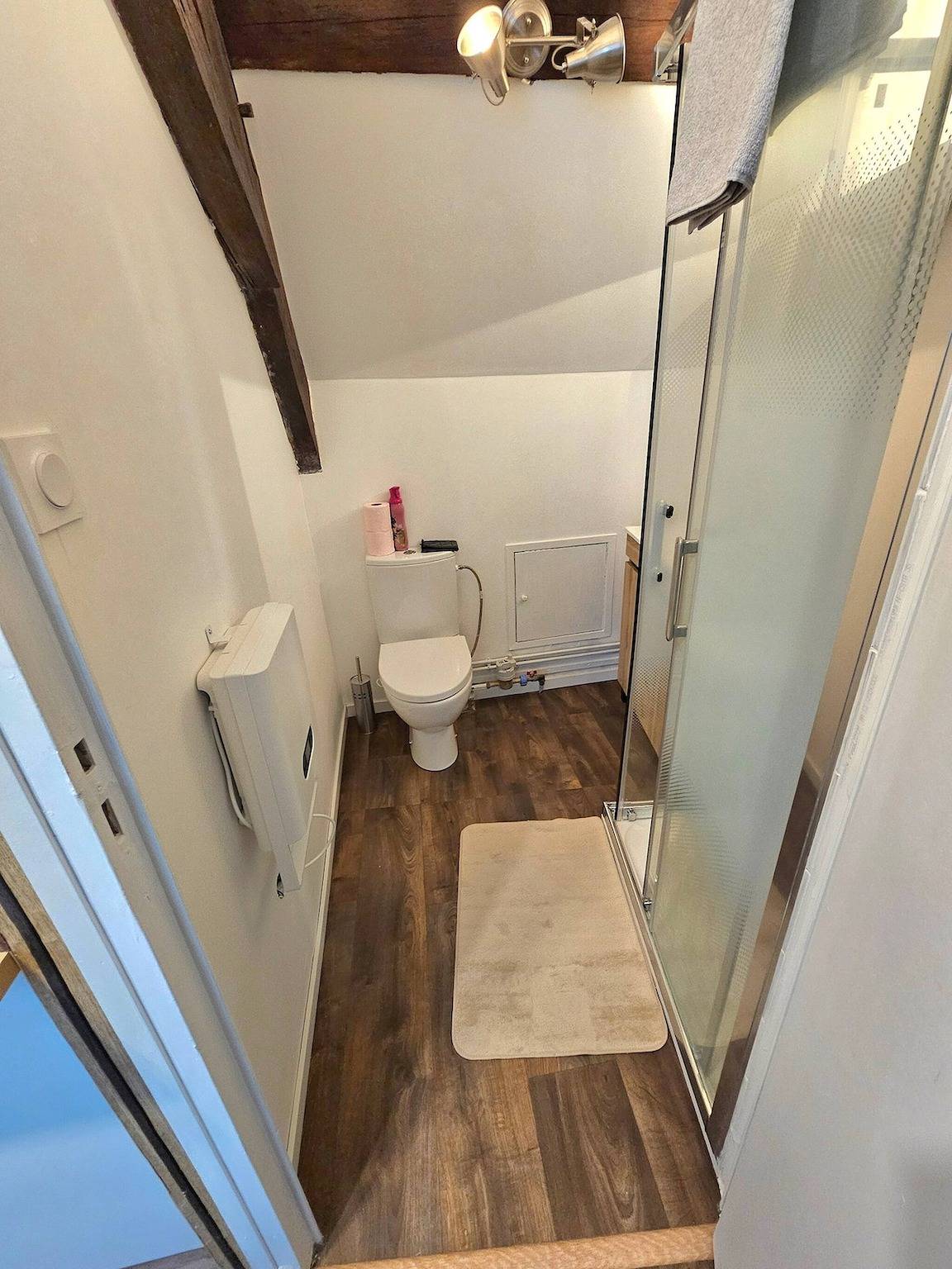 Appartement entier, Studio à 20 minutes à pied de la gare de Montluçon in Montluçon, Région de Montluçon