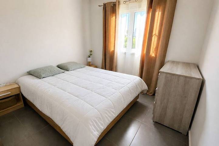 Location de vacances pour 6 personnes, avec Jacuzzi ainsi que Terrasse et Jardin à Saint-Maurice-sur-Eygues - 2