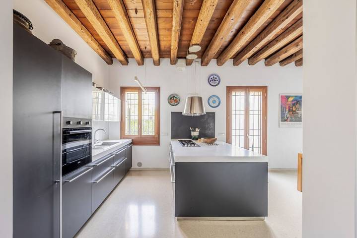Apartamento entero, Apartamento de vacaciones para 2 personas con jardín in Mirano, Provincia de Venezia