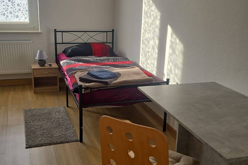 Ganze Wohnung, Ferienwohnung/App. für 5 Gäste mit 117m² in Braunsbedra in Braunsbedra, Saale-Unstrut