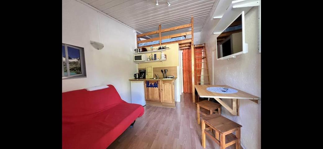 Gîte pour 4 personnes à Prunières - 2