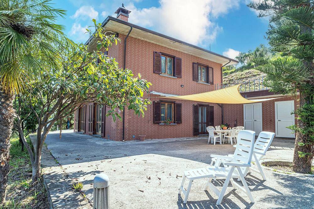 Amazing home in Castellabate with Wifi in Castellabate, Cilento Coast