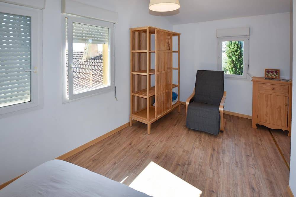 Hermosa casa de 1 dormitorio en Caromb in Caromb, Parque natural regional del Mont Ventoux