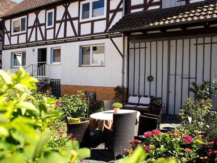 Ferienhaus für 4 Personen, mit Garten in Borken (Hessen)