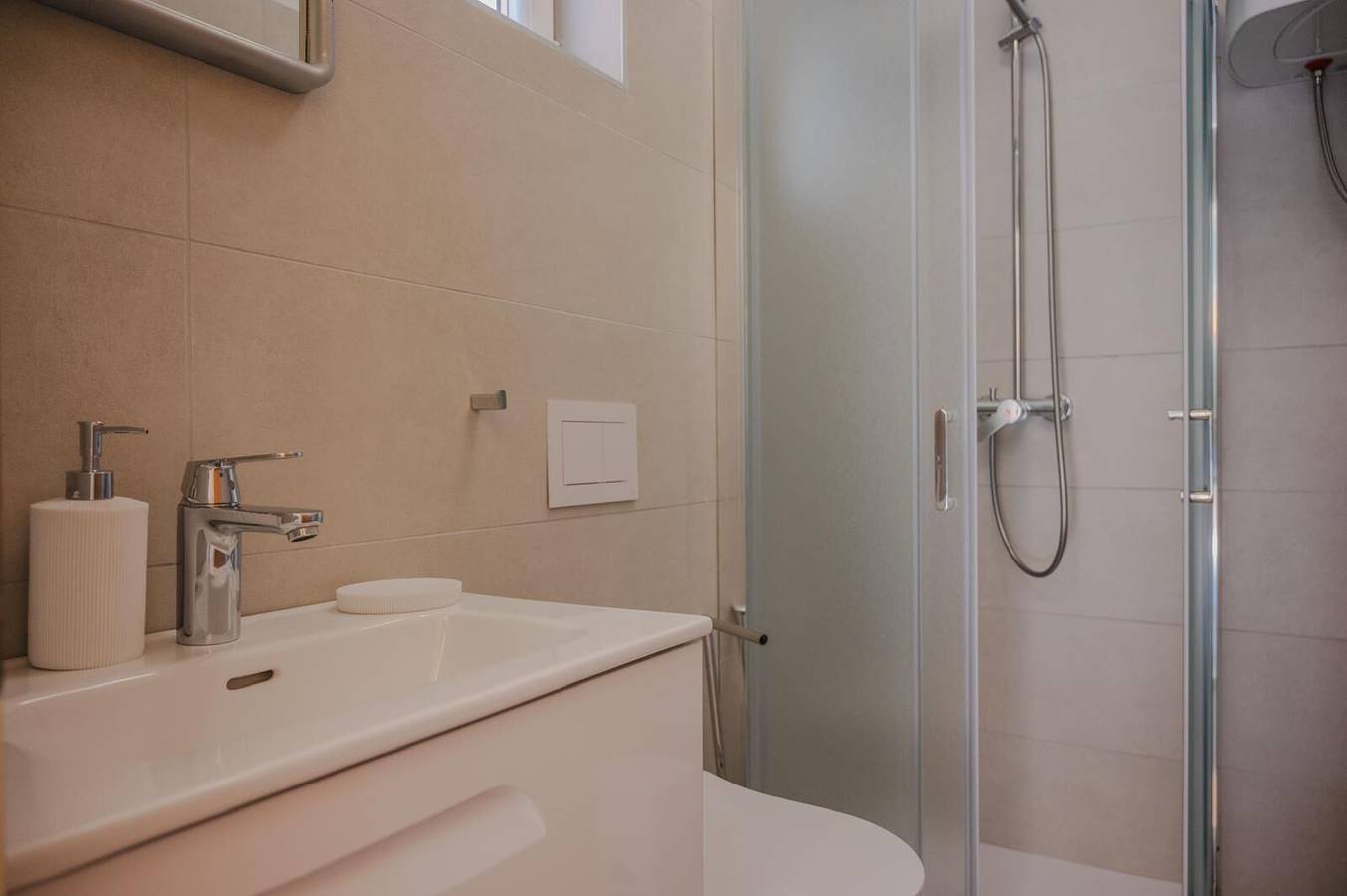 Gehele studio, Apartments Alex in Raša, Oostkust Istrië