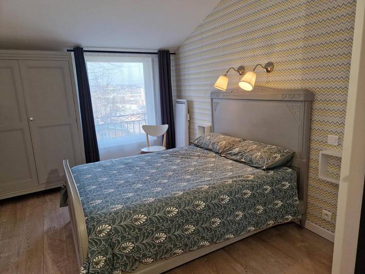 Gîte pour 6 personnes, avec Jardin ainsi que Piscine et Vue à Feyzin