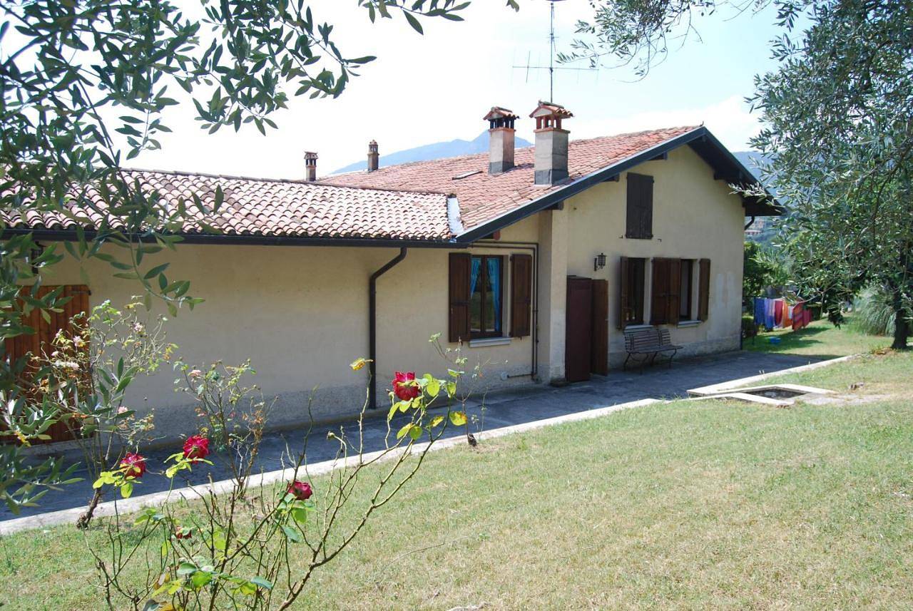 Agriturismo Cascina Bissiniga in Salò, Prealpi Gardesane