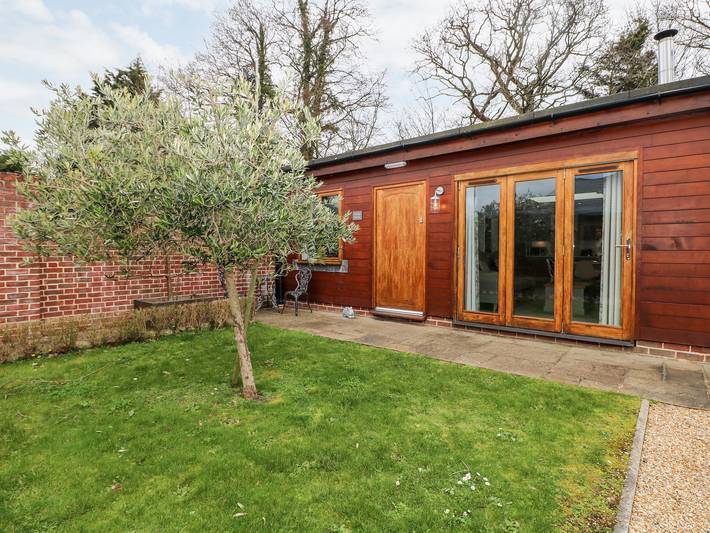 Gîte pour 2 personnes, avec jardin et piscine - 1