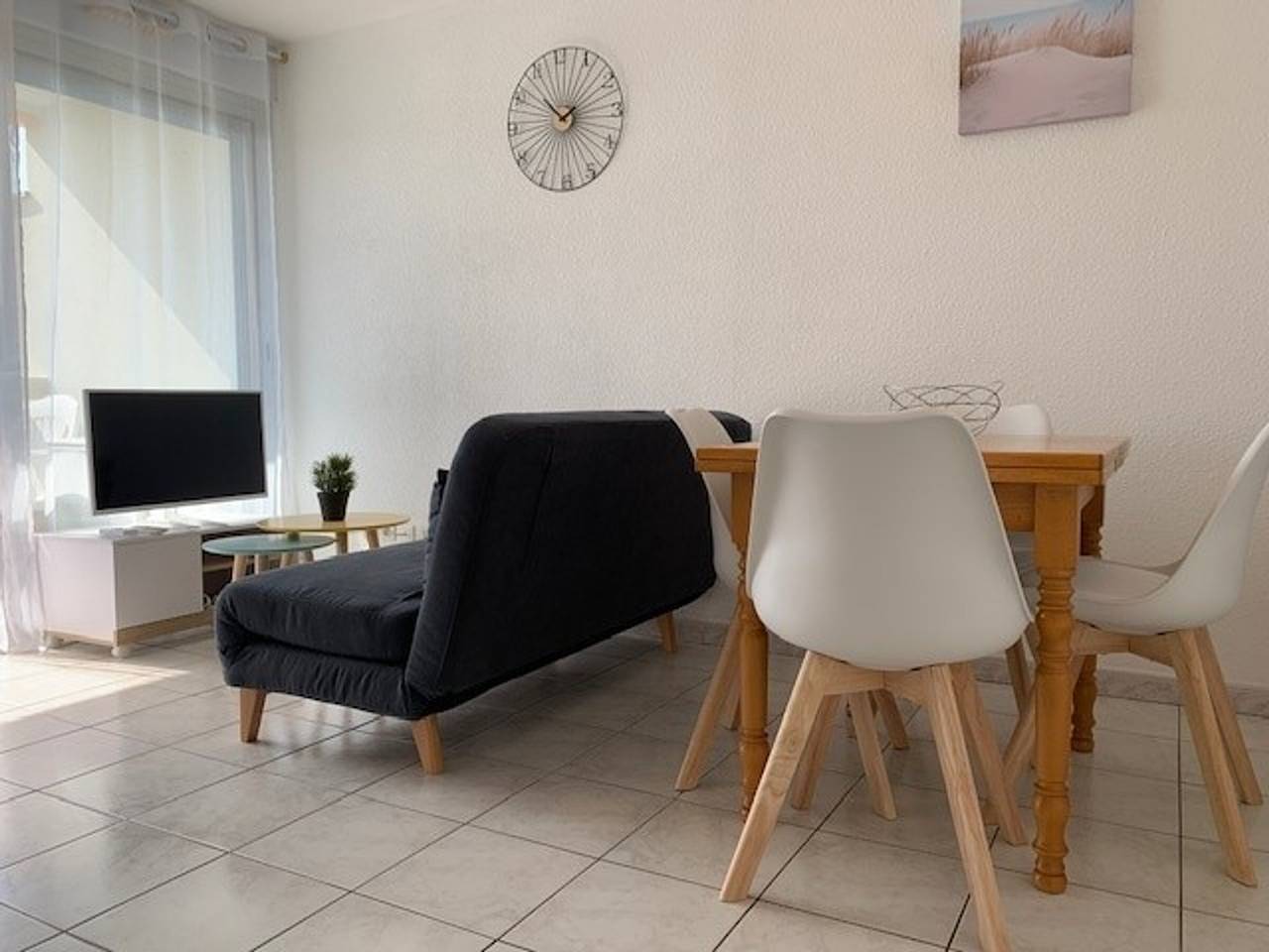 Appartement entier, Appartement climatisé à Balaruc-les-Bains avec balcon, parking et animaux admis in Balaruc-les-Bains, Côte d'Améthyste