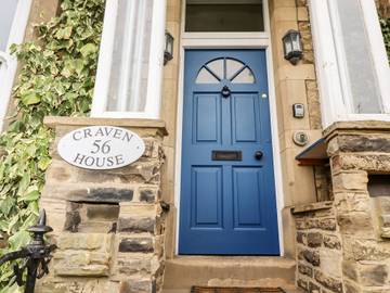 Holiday Home for 14 People in Skipton, North Yorkshire, Photo 1