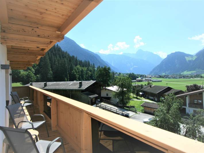 Ferienwohnung für 13 Personen, mit Garten und Balkon im Zillertal - 3