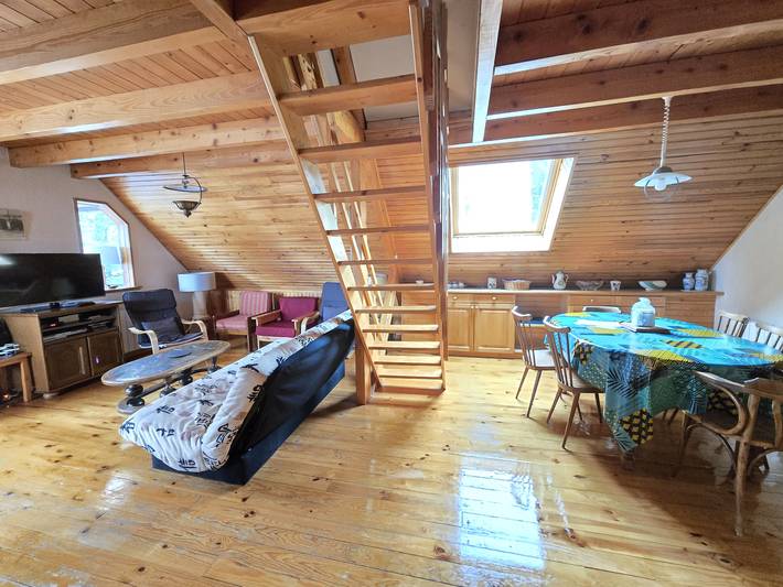 Location de vacances pour 8 personnes, avec jardin, animaux acceptés dans Super Besse - 2