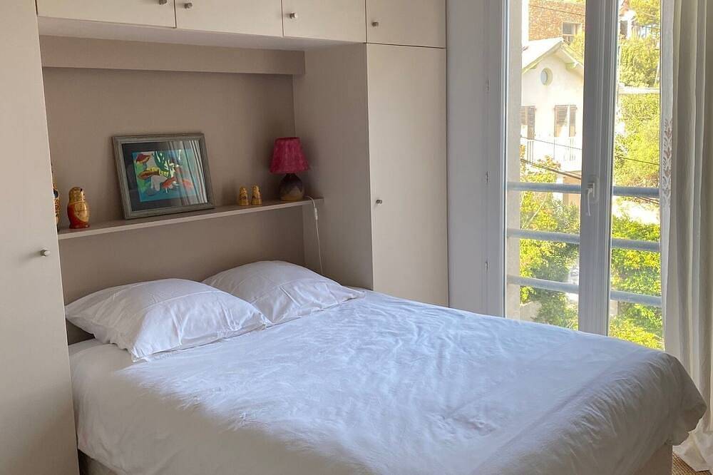 Entire villa in the \"Madrague de Gignac\" cove in Ensuès-la-Redonne, Istres region