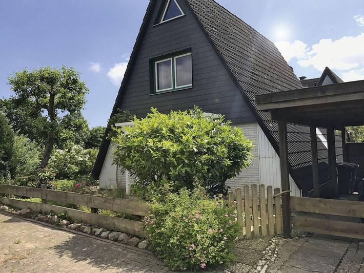 Ferienhaus für 4 Personen, mit Terrasse und Garten in Rückeberg