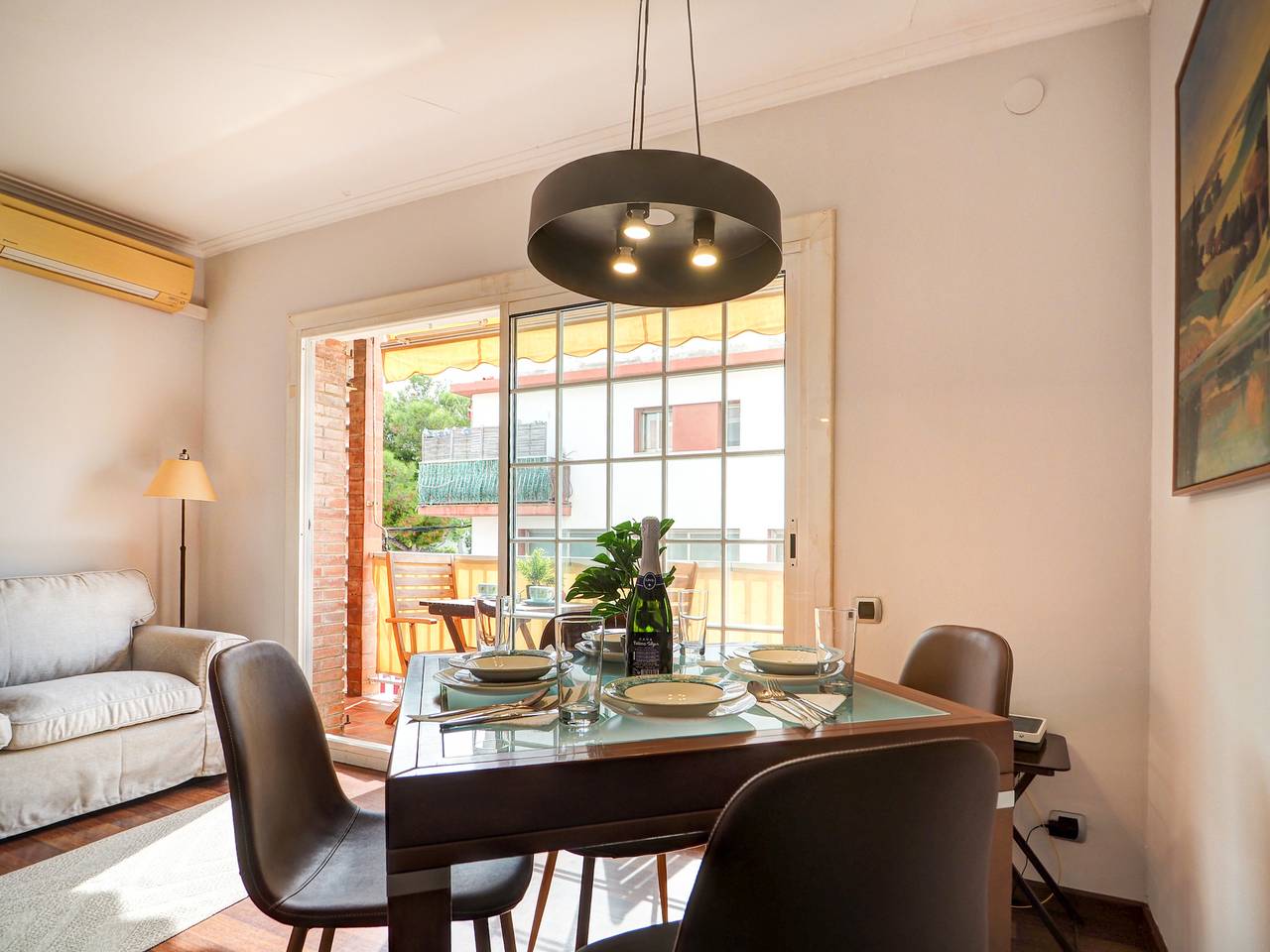 Geheel appartement, Vakantieappartement voor 2 personen met balkon in Platja Fonda (Sitges), Sitges