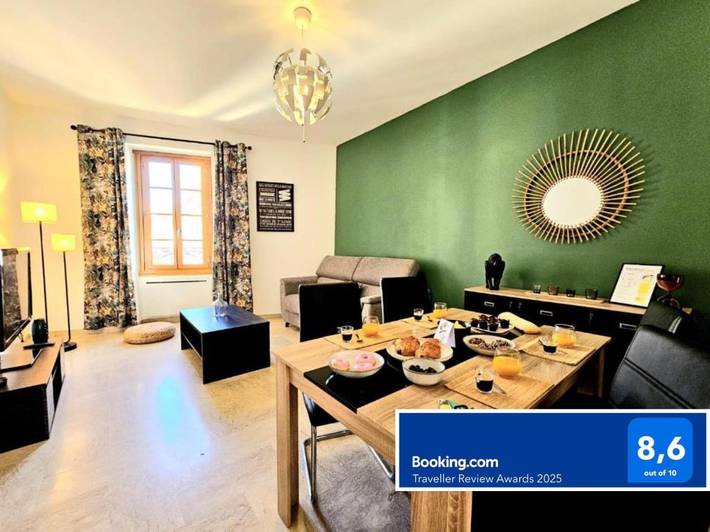 Gîte pour 6 personnes, avec vue dans Arenes De Nimes