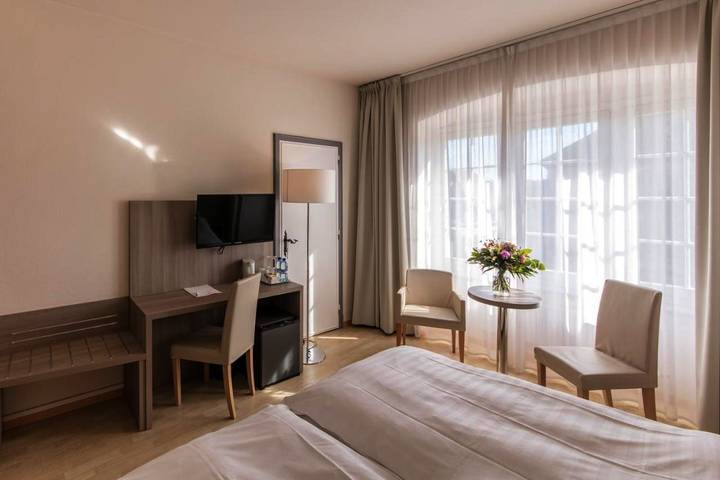 Hôtel pour 3 personnes, avec terrasse à Fribourg - 3