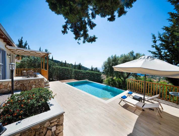 Villa with pool for 2 people in Lefkada