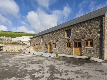 Cottage for 8 People in Dartmouth, Devon, Photo 1