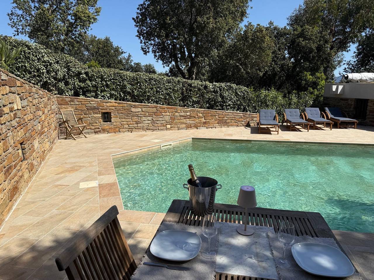 Valanvi (6p) with pool at Bormes-les-Mimosas in Bormes-les-Mimosas, Parc national de Port-Cros