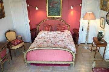 Appartement De Vacances pour 4 Personnes dans Neuilly-sur-Seine, Hauts-de-Seine, Photo 1