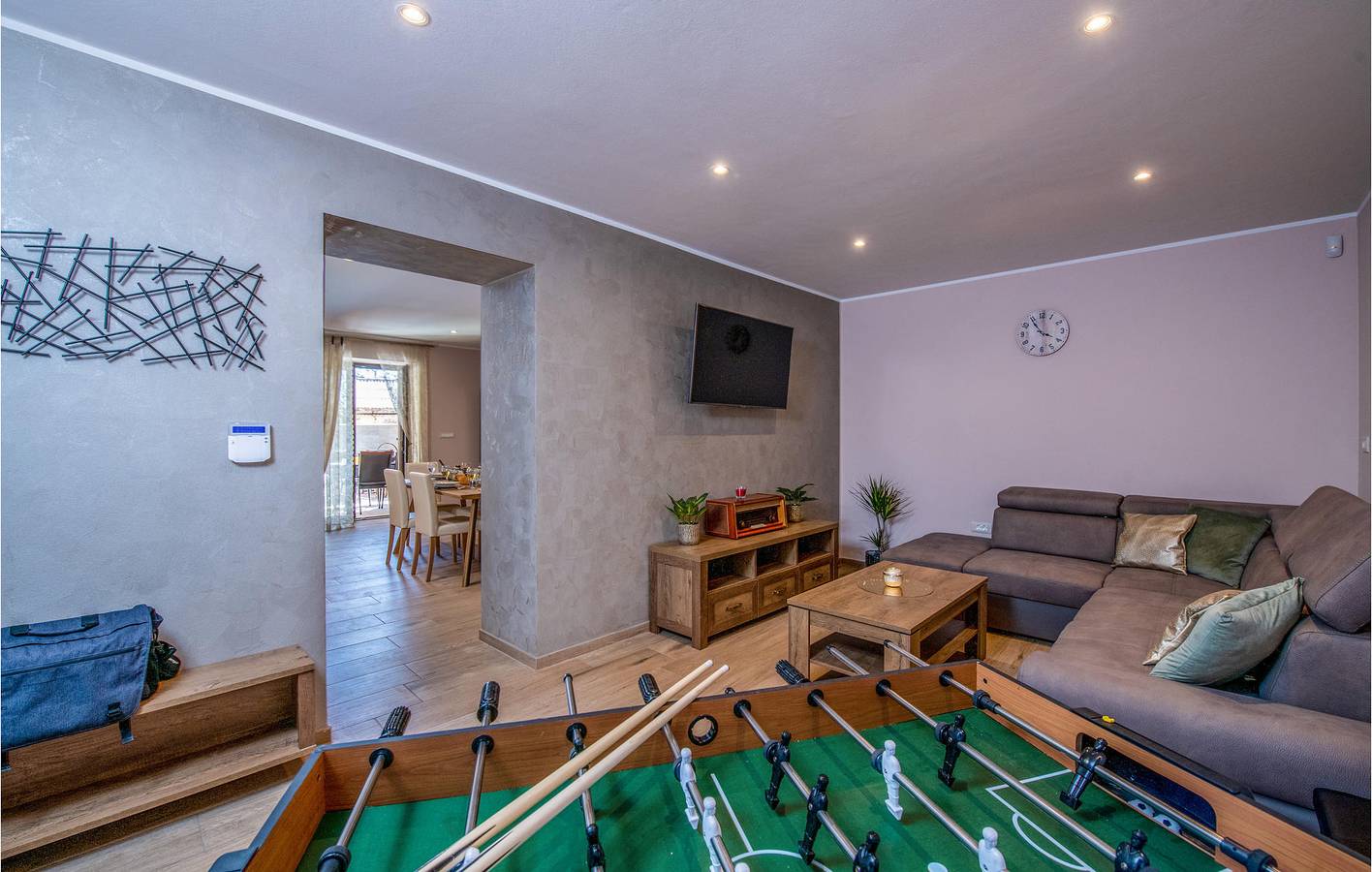 Charmante 2-Zimmer-Wohnung mit Pool und Terrasse in der Nähe des Stadtzentrums von Koromani in Barban, Südküste Istrien