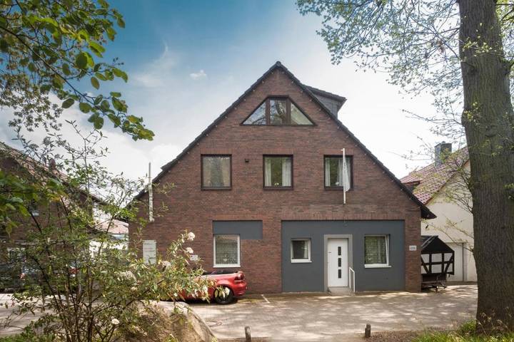 Gästehaus für 8 Personen, mit Terrasse