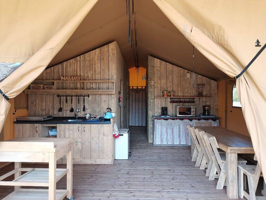 Lodge au cœur d'une ferme équestre in Vaas, Vallée de la Loire