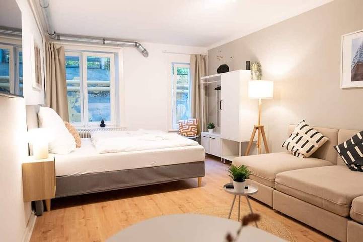 Ganze Wohnung, Hamburg City Apartment for 5 in Hamburg Rotherbaum, Hamburg