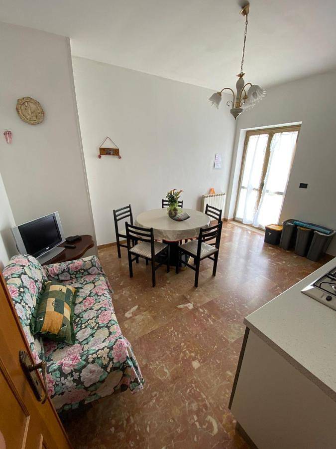 Appartamento vacanze per 5 persone, con panorama e giardino nonché balcone - 1