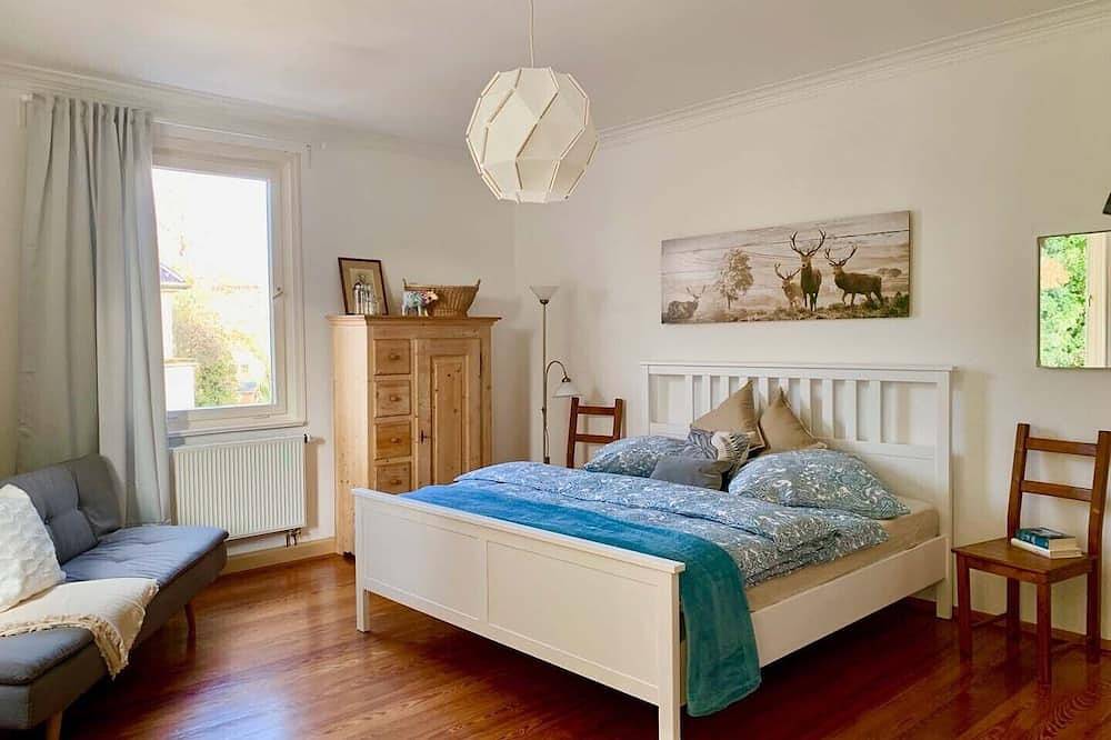 Ganze Wohnung, Business Ferienwohnung Villa Landenberger Outletcity Metzingen in Metzingen, Neckar-Alb