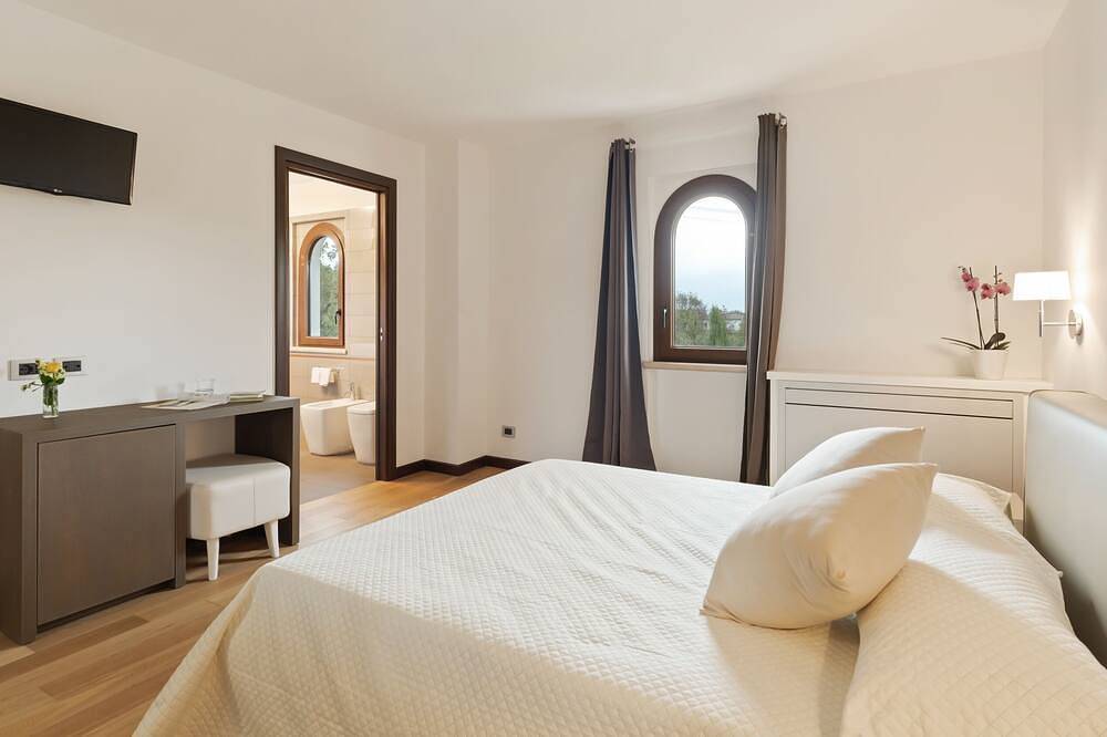 Tenuta Esdra 20, Emma Villas in Pontecorvo, Provincia di Frosinone