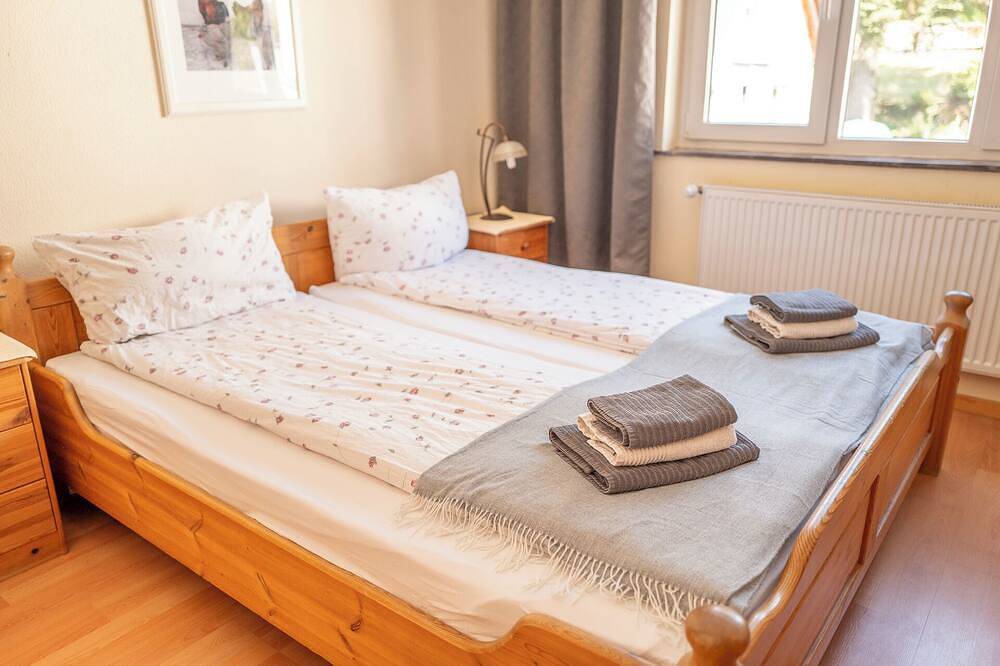 Ganze Wohnung, Ferienwohnung auf dem Landhof Rothenberg mit Balkon, familienfreundlich in Oberzent, Odenwaldkreis
