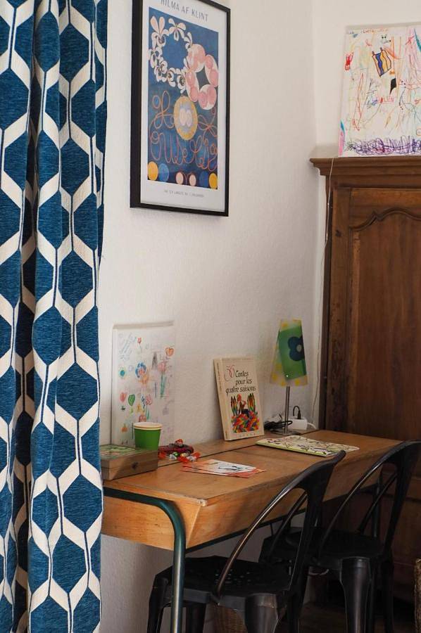 Location de vacances pour 2 personnes, avec jardin et piscine ainsi que terrasse et vue à Maillezais - 2