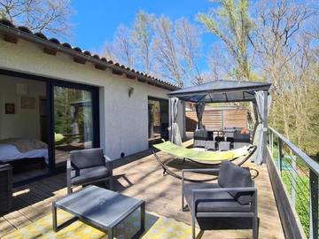 Gîte pour 4 personnes, avec vue et jardin à Lapeyrouse-Fossat