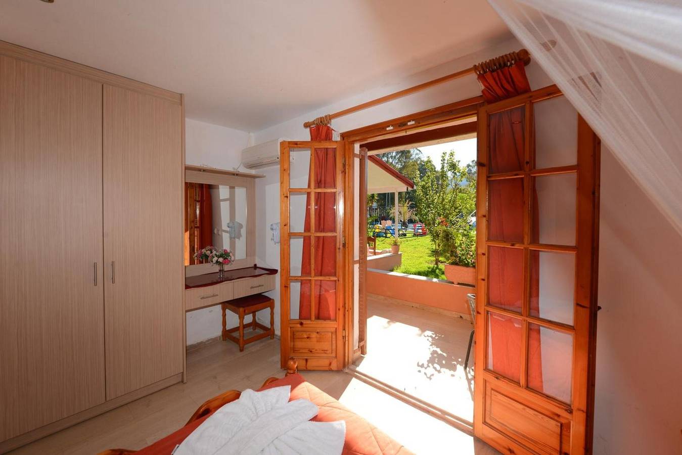 Appartement 'One Bedroom 4' met bergzicht, wifi en airconditioning, foto 15