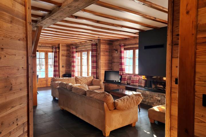 Chalet le grand Gaby – Grand Massif, renovated chalet near slopes and lake in Station de Morillon, Grand Massif