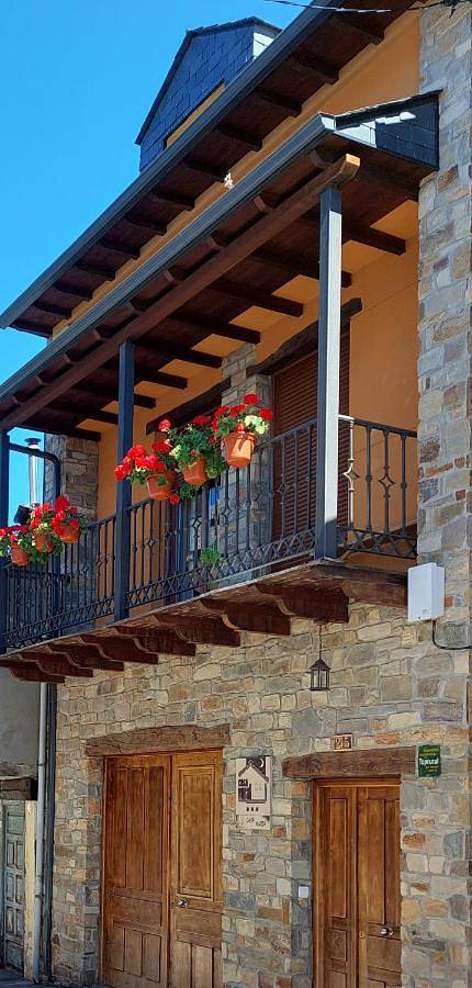 Casa rural para 10 personas, con balcón y vistas, Se admiten mascotas en El Bierzo - 3