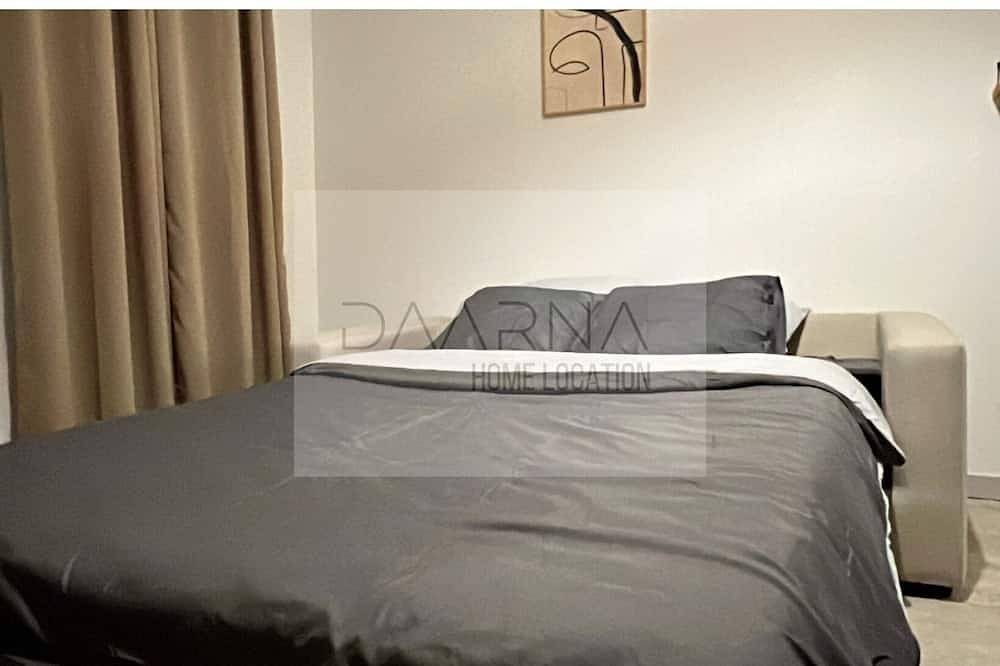 Ganze Wohnung, Studio Saint-Germain-en-Laye -Rer A- Near Paris in Saint-Germain-en-Laye, Yvelines