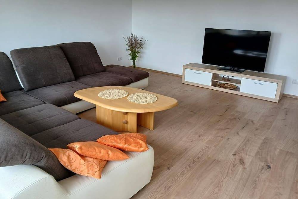 Ganze Wohnung, 5 Bett Fewo, Du/Wc, 3 Schlafzi, Balkon - Ferienwohnung am Steingärtchen in Pottum, Westerburg & Umgebung