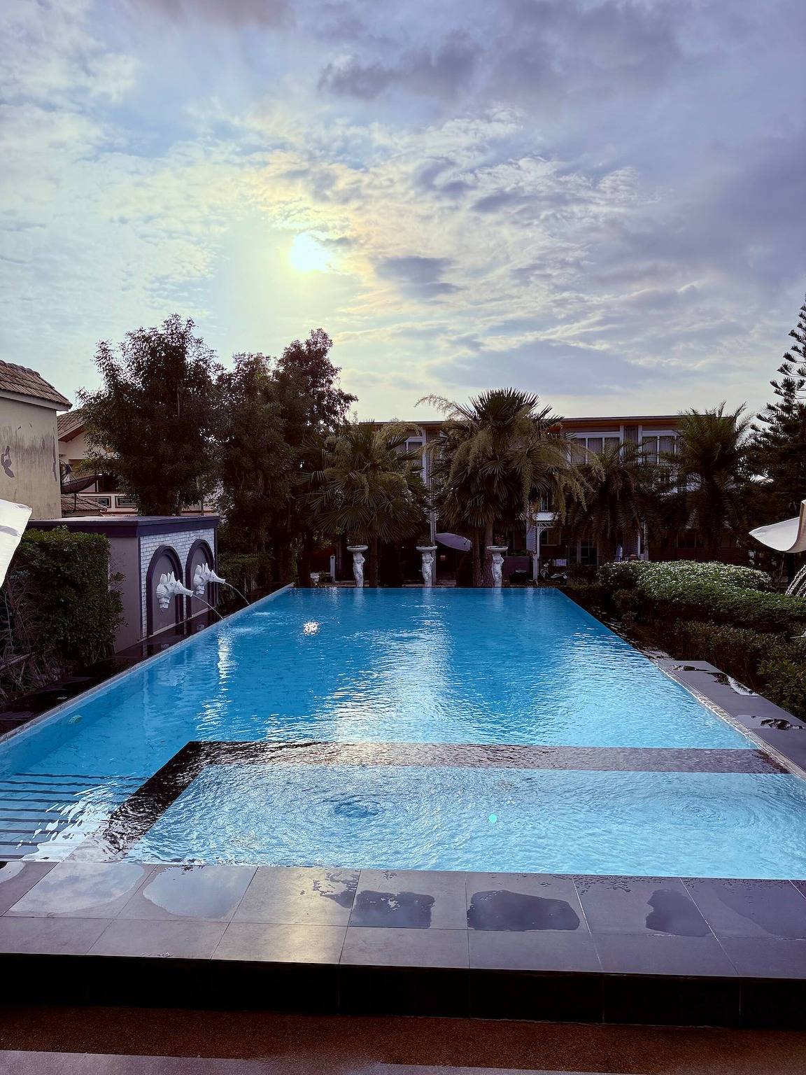 Minimalist Townhome Stay in Pattaya, Chon Buri Province