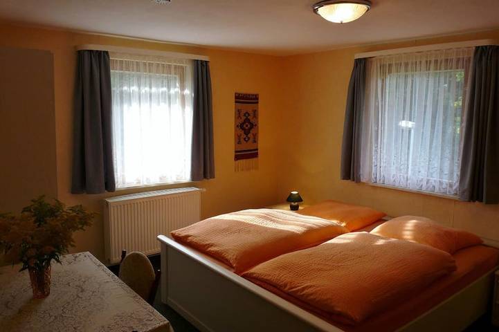 Ferienwohnung für 5 Personen, mit Garten in Zella-Mehlis - 2