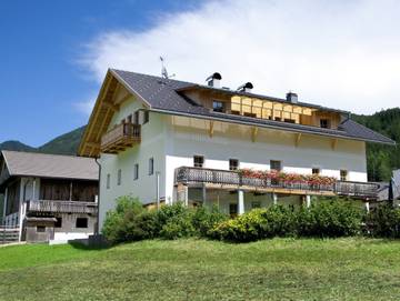 Bauernhof für 6 Personen, mit Garten und Ausblick sowie Balkon in den Dolomiten
